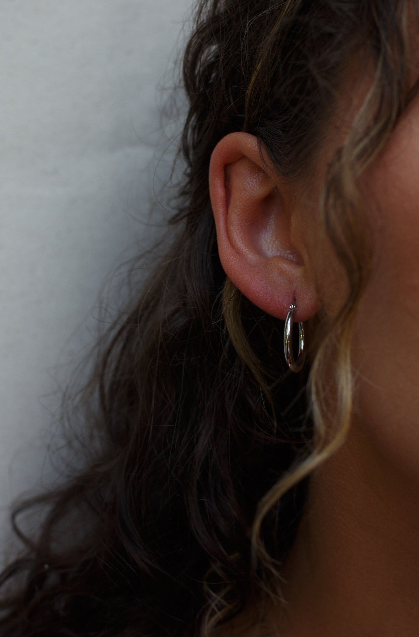 In the Moment Hoops Silver